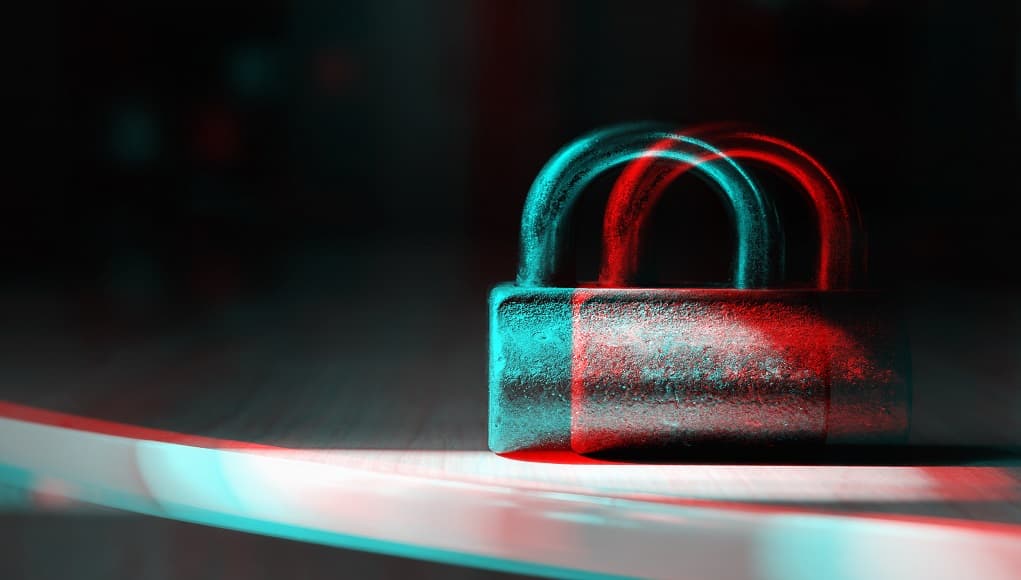 DOJ Wants to Force Apple to Decrypt User's Device, Bitcoin Users Next?