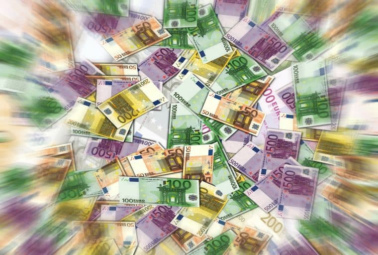 Fiat Cannot Support the New Economy: We Need Bitcoin