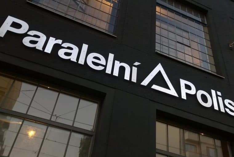 Bitcoin-NFC Implant Spotted at Paralelní Polis in Prague