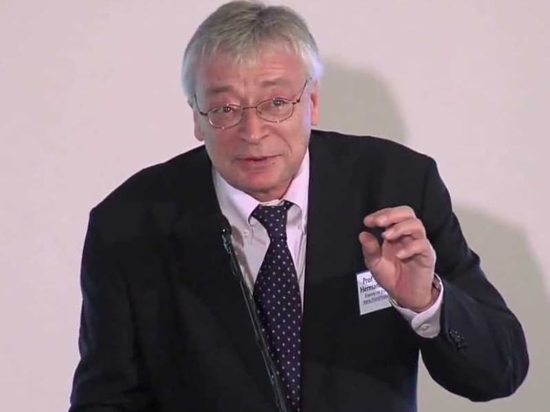 'Radical Political Decentralization' Could End Nation States