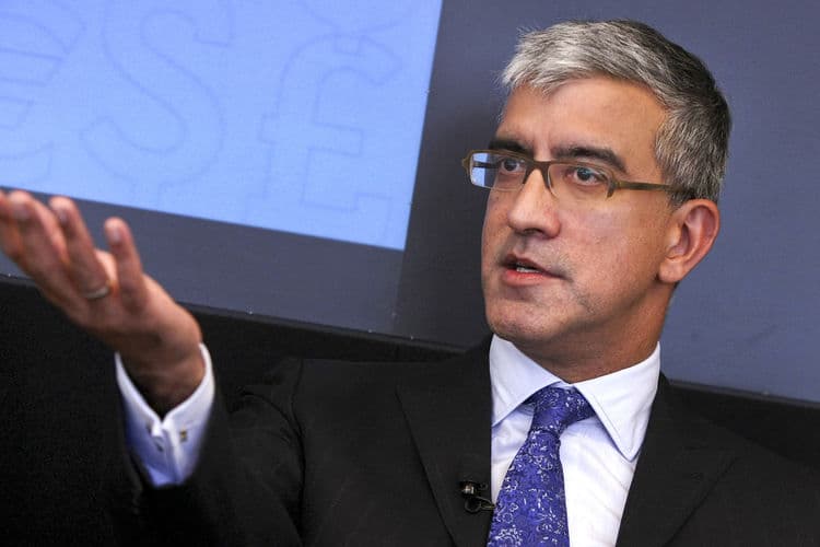 FinTech is Destabilizing Finance, Former Bank Head Warns