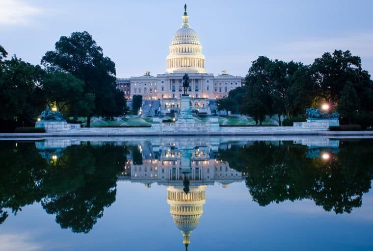 Congress, Crypto Leaders Launch Blockchain Education Initiative in DC