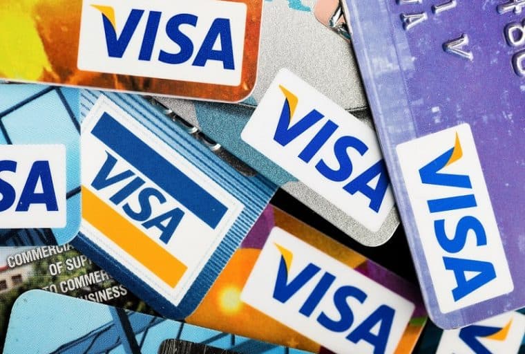Visa Invites Lenders to Test Blockchain Payment System