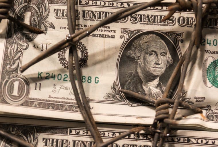 Bitcoin's Inverse Relationship to the US Dollar Is Breaking Down
