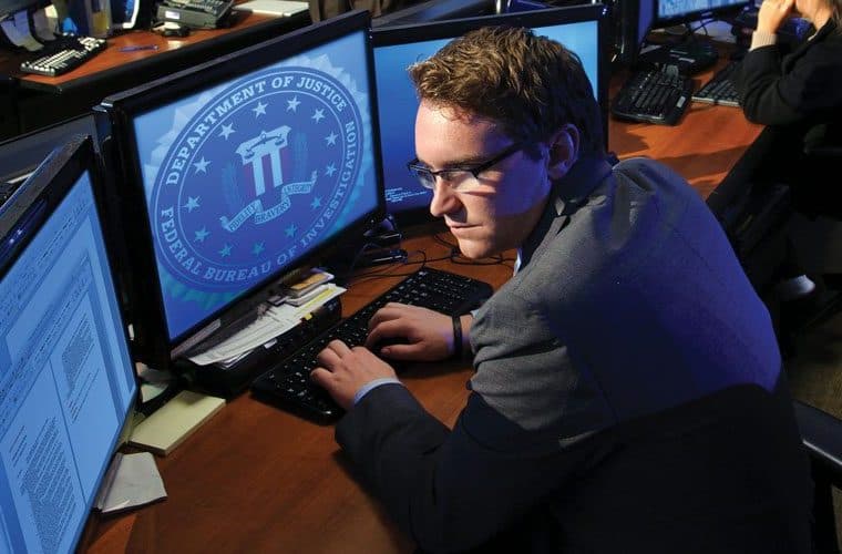 Former FBI Director: 'Virtual Currencies Obscure Investigations'