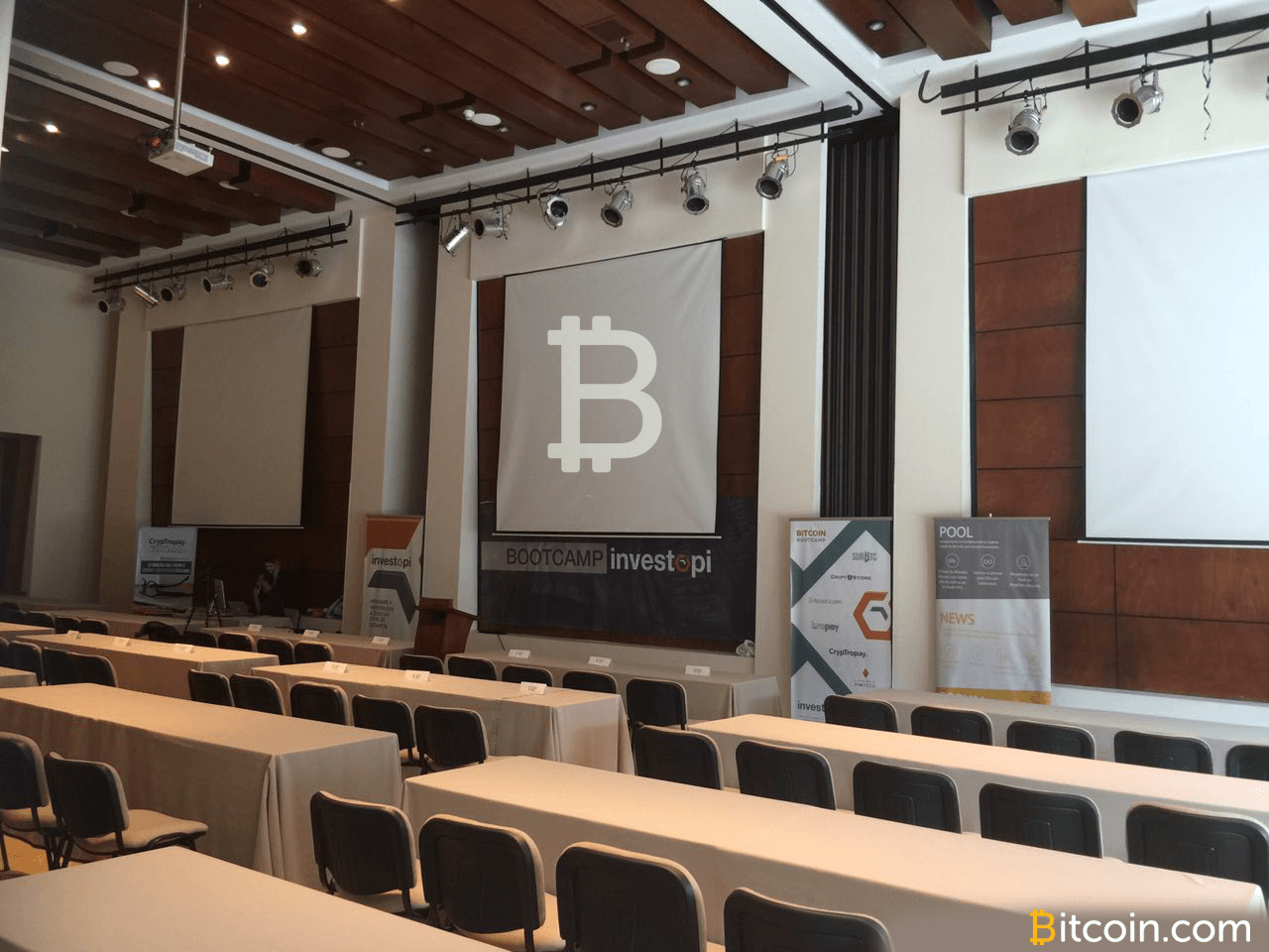 Bitcoins Bootcamp Brings Cryptocurrency Education to Colombia