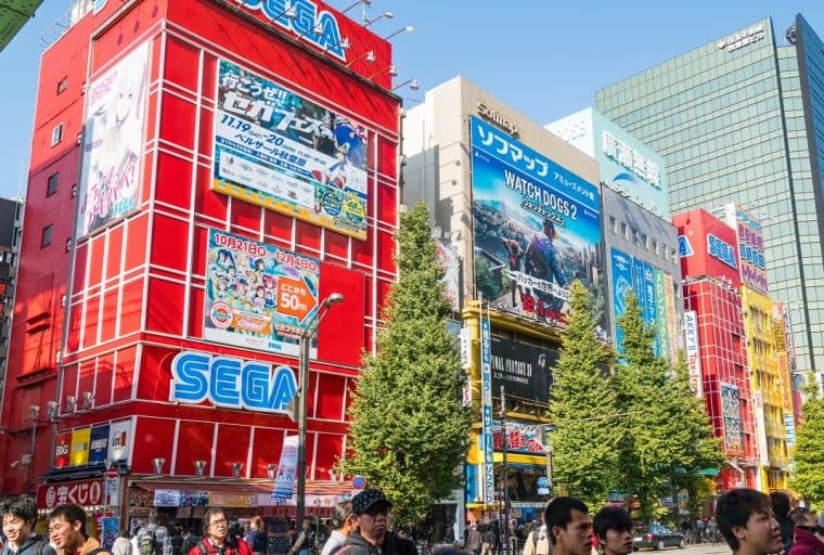 Bitcoin Adoption Grows in World's Leading Electronics District