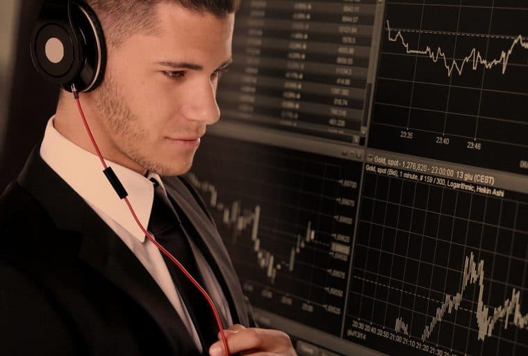 After SEC Snub, Vaneck Re-Enters Crypto Markets with First Major Indices