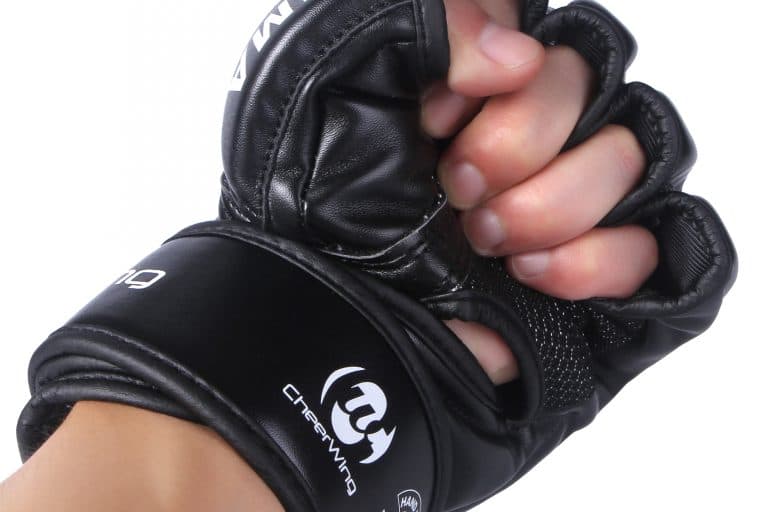 Tezos Foundation Board Member Quits as Lawsuits, Allegations, Tensions Mount