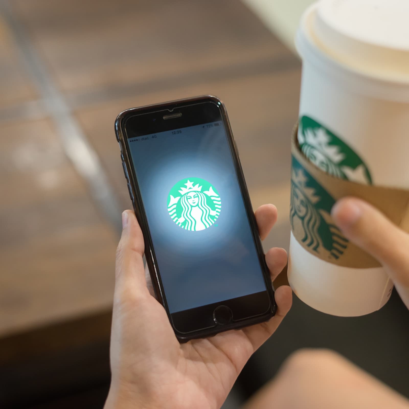 Starbucks Customer Has His Laptop Hijacked for Cryptocurrency Mining