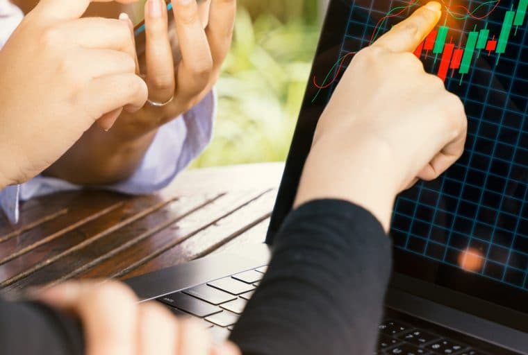 Market Update: BTC Value Consolidates After Bouncing