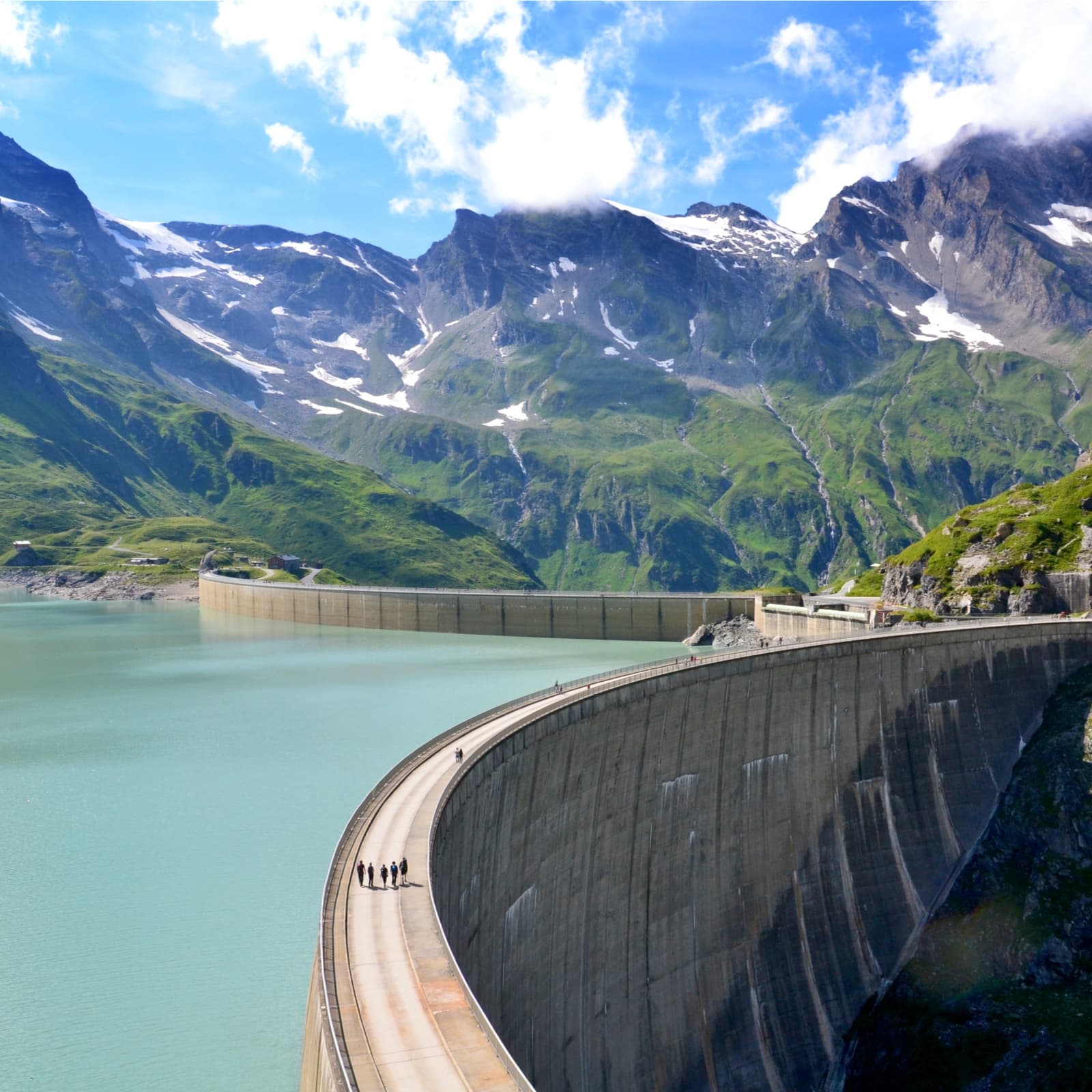 Austrian Bitcoin Miner May Seek an IPO on the London Stock Exchange in 2018