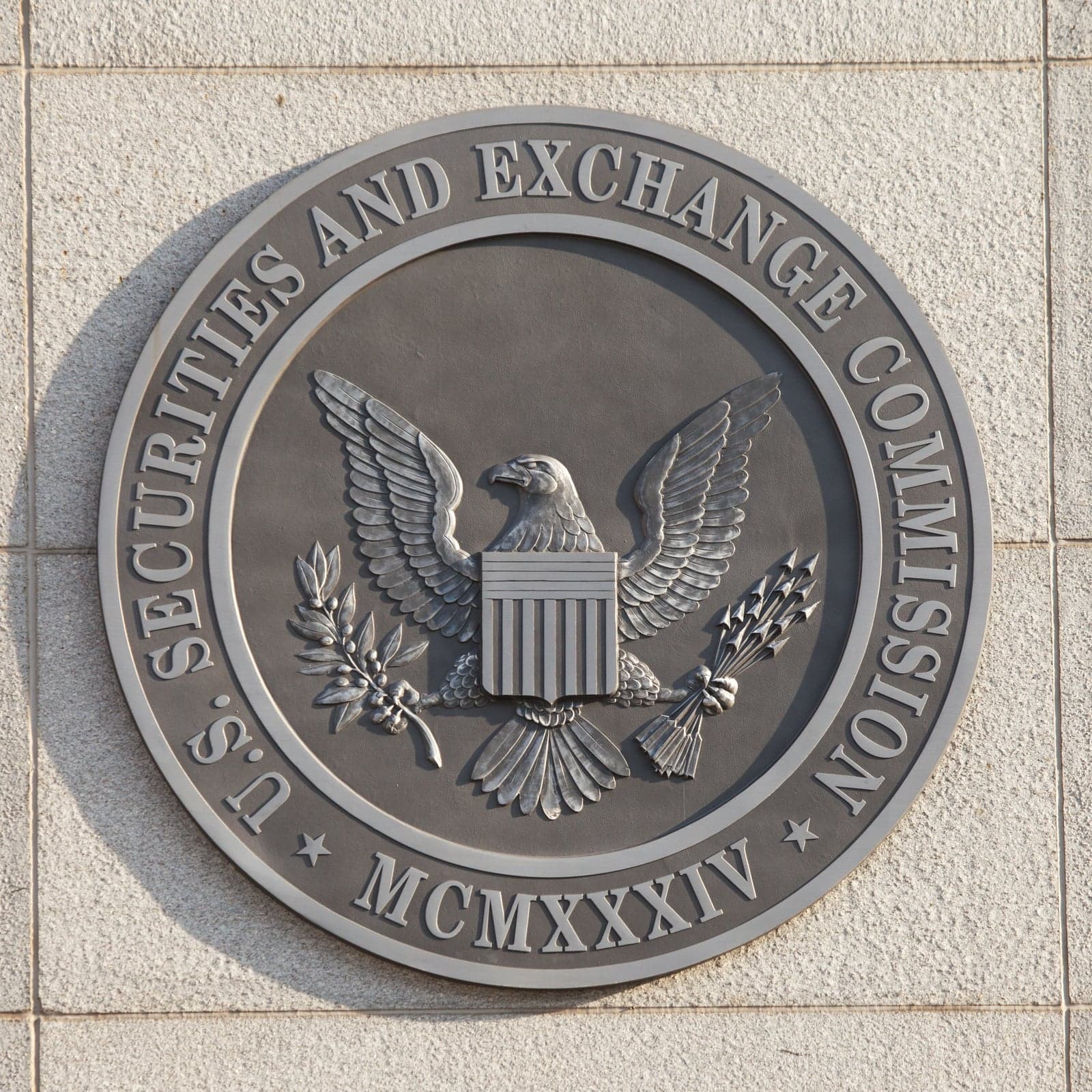 SEC Suspends Trading in Blockchain Firm With No Revenues and No Product