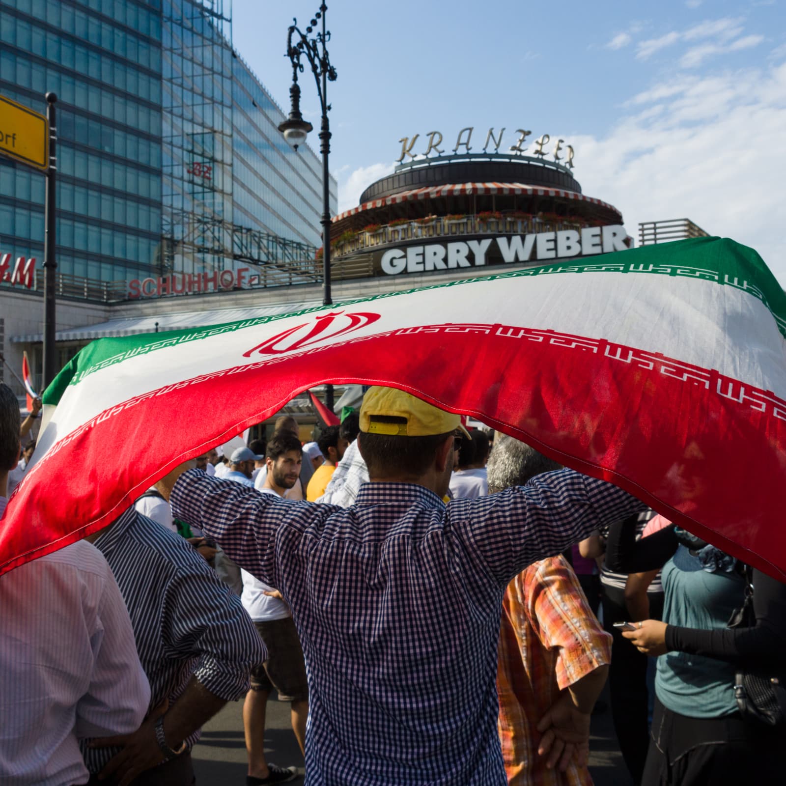 Iranian Bitcoin Adoption Surges Amid Political Protests and Censorship