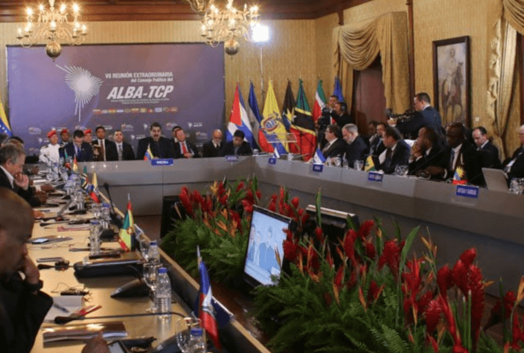 Venezuela Urges 10 Other Countries to Adopt Its Oil-Backed Cryptocurrency