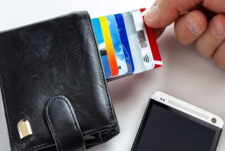 Report Reveals 18% of Investors Buy Bitcoin With Borrowed Money