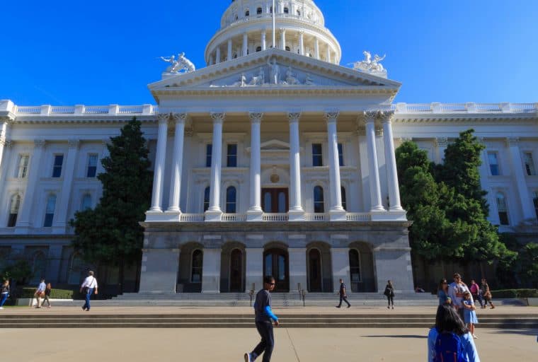 California Bill Aims to Recognize Blockchain Records