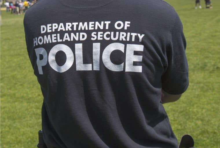 US Federal Authorities Arrest Man for Selling 9.99 Bitcoin