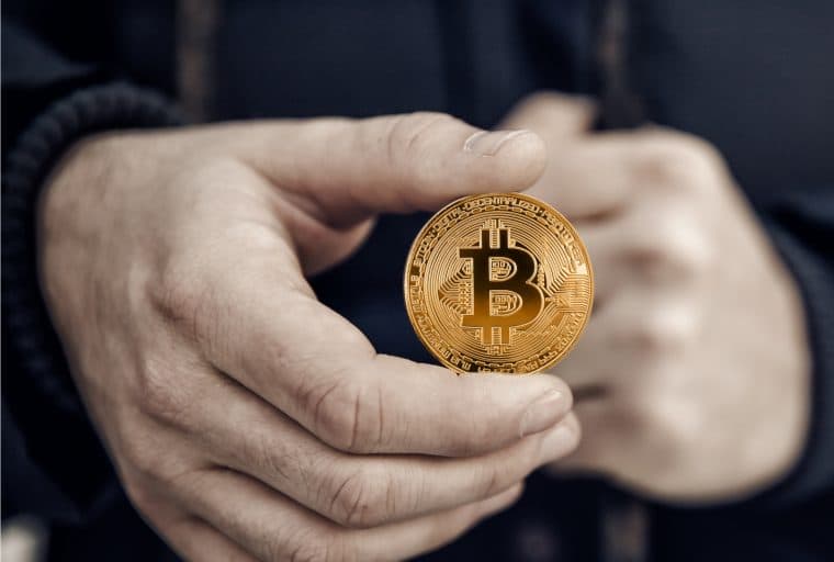 FBI Arrests Exchange Operator for Lying About 6000 Bitcoin Hack