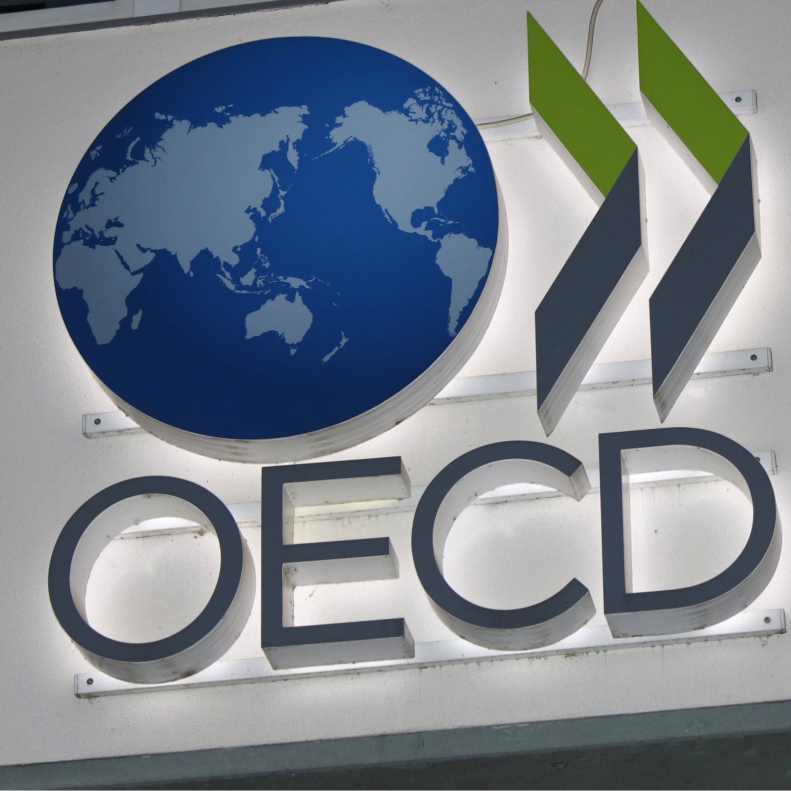 OECD Warns Crypto and Blockchain are Challenging Tax Transparency