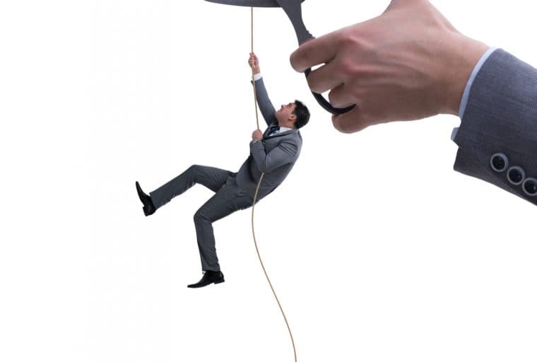 Crypto Regulator CFTC Chairman Takes Funding Cuts “Incredibly Personally”