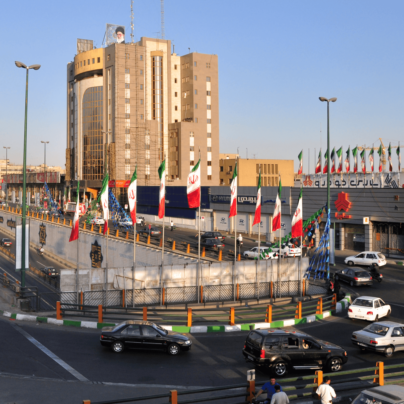 Iran Continues to Develop State Cryptocurrency Despite Central Bank Ban