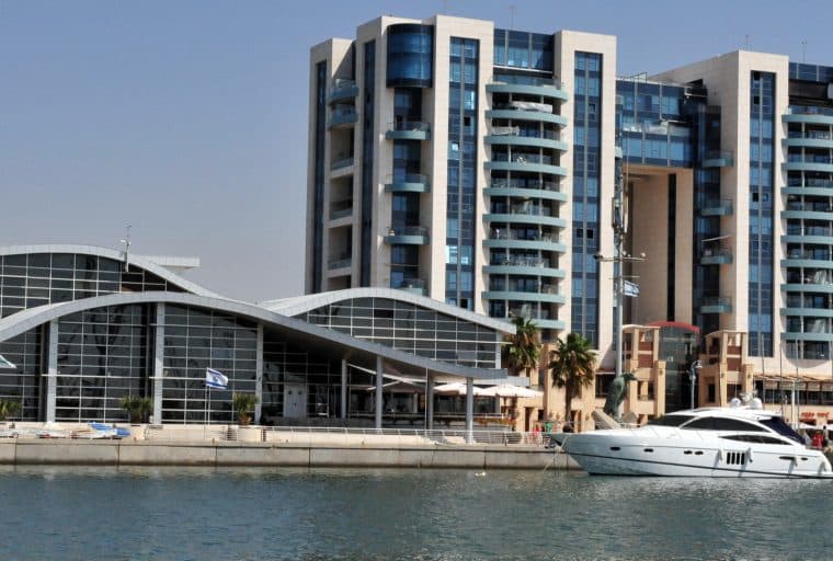 Israeli Bitcoin Mining Company Sues Bank for Closing Its Account