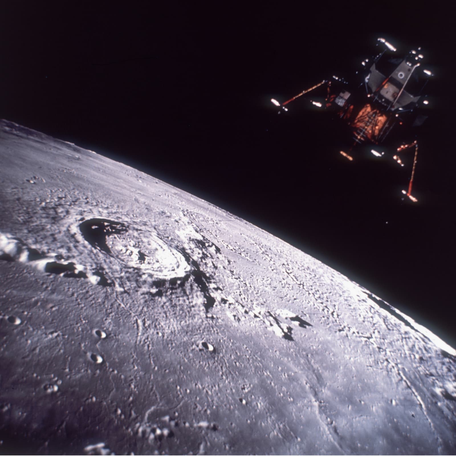 Bitcoin Moons to $36,000 by End of 2019 According to Fundstrat