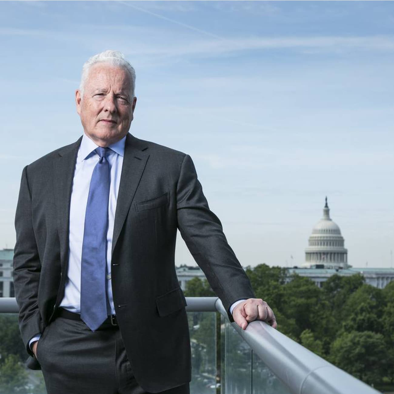 SEC Executive: 'Cryptocurrencies with Decentralized Structures Not Securities'