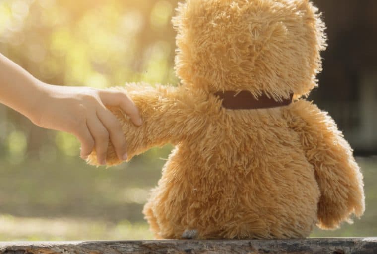 Markets Update: Crypto Markets Tests Key Support Levels