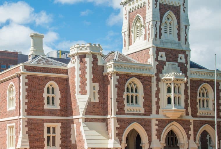 The Daily: Malta Enacts Crypto Bills, Bermuda Wants New Banks, Dotcom Loses Appeal