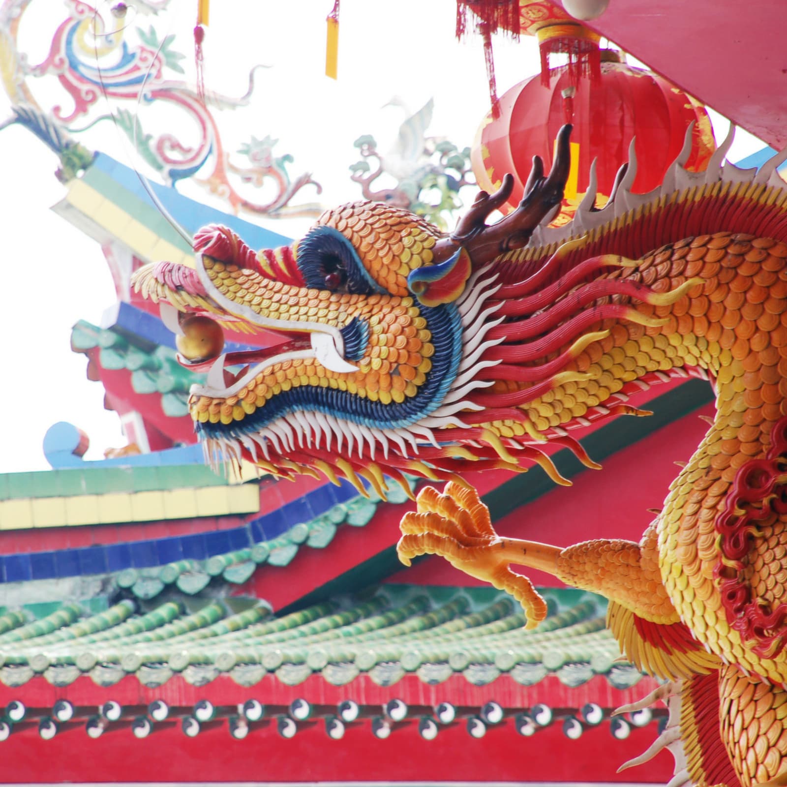 China Continues Crackdown: No Hotels, Malls, Offices Used as Crypto Venues