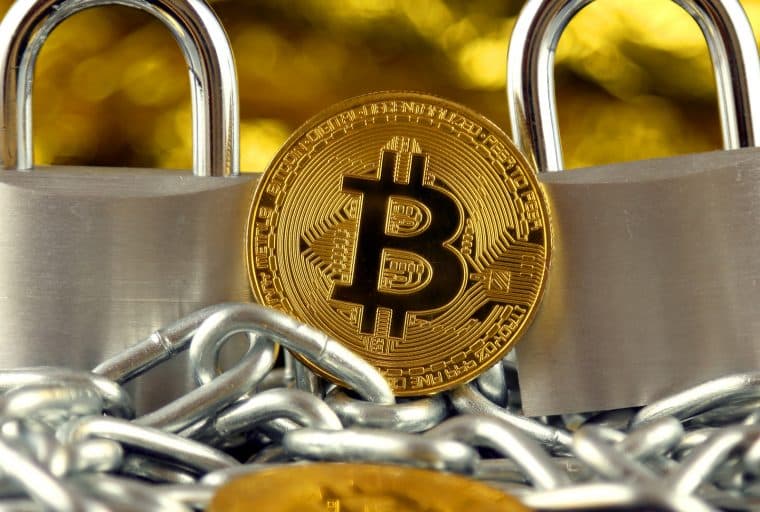 Regulations Round-Up: 21-Year-Old Arrested, Coinbase Files for Patent