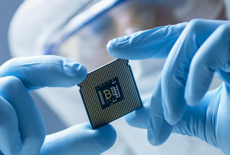 Squire Mining Discloses Next-Generation ASIC Chips Will Be Made by Samsung