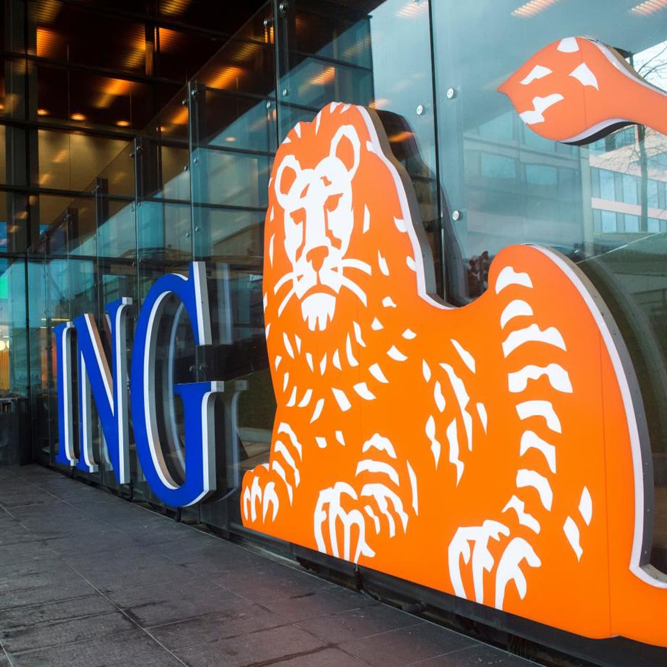 Netherlands’ Largest Bank ING Group Fined $900M for Money Laundering