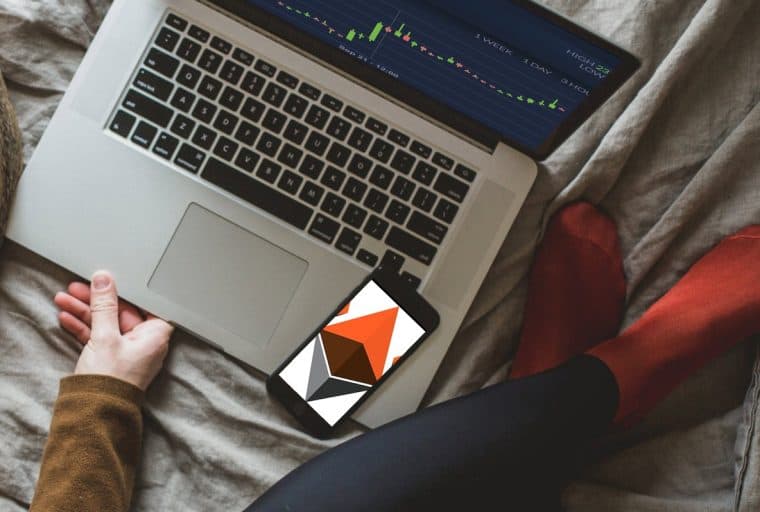 Review: A Side-by-Side Comparison of Decentralized Exchanges