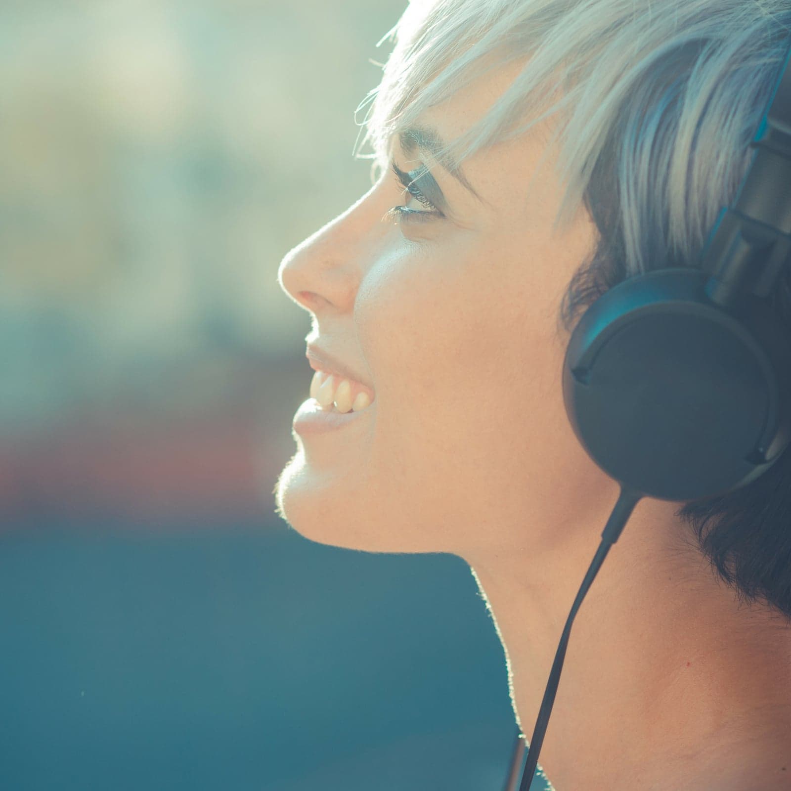 Bitcoin On Air: 100 Reasons to Explore the World of Cryptocurrency