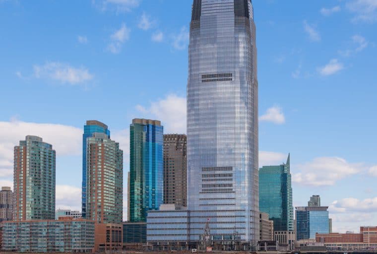 The Daily: Goldman Sachs Invests in Wallet, Institutional Traders Borrow $553M