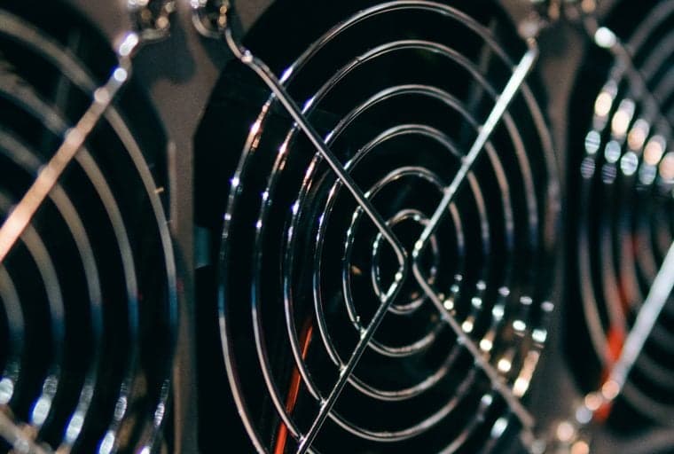 'Crypto Crisis' Mining Simulator Lets Players Relive the Last 10 Years of Bitcoin