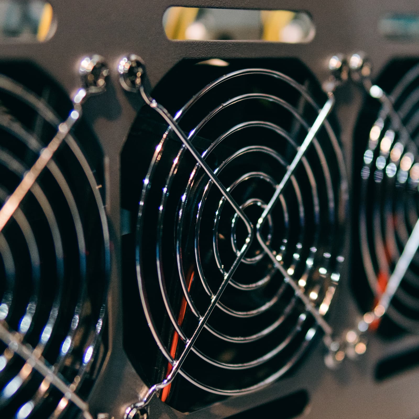 'Crypto Crisis' Mining Simulator Lets Players Relive the Last 10 Years of Bitcoin