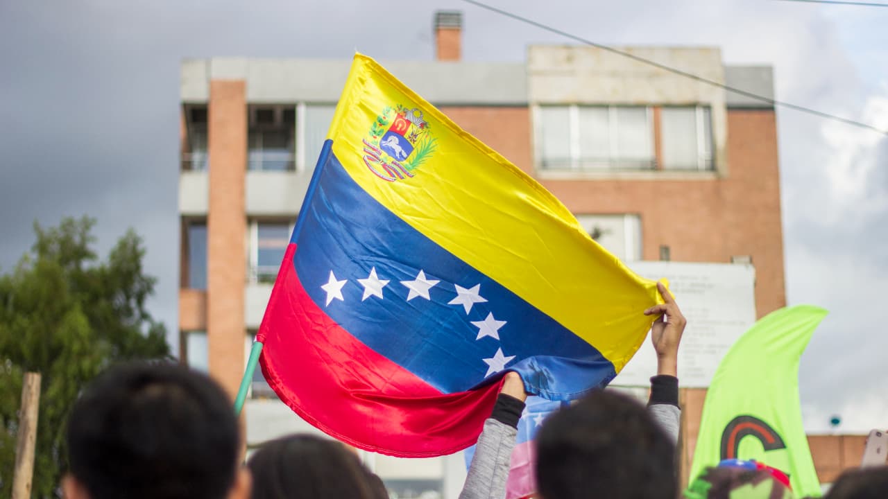 305 Venezuelan Municipalities to Collect Tax in Cryptocurrency Petro