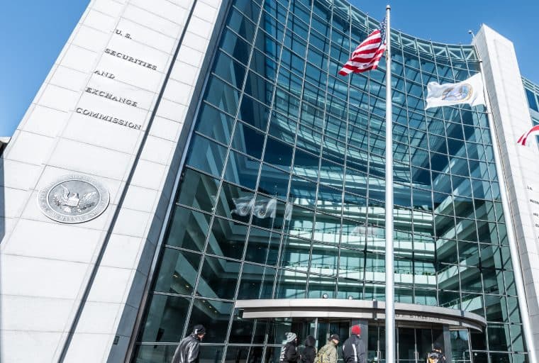 How US Government Shutdown Affects Bitcoin ETF Approval