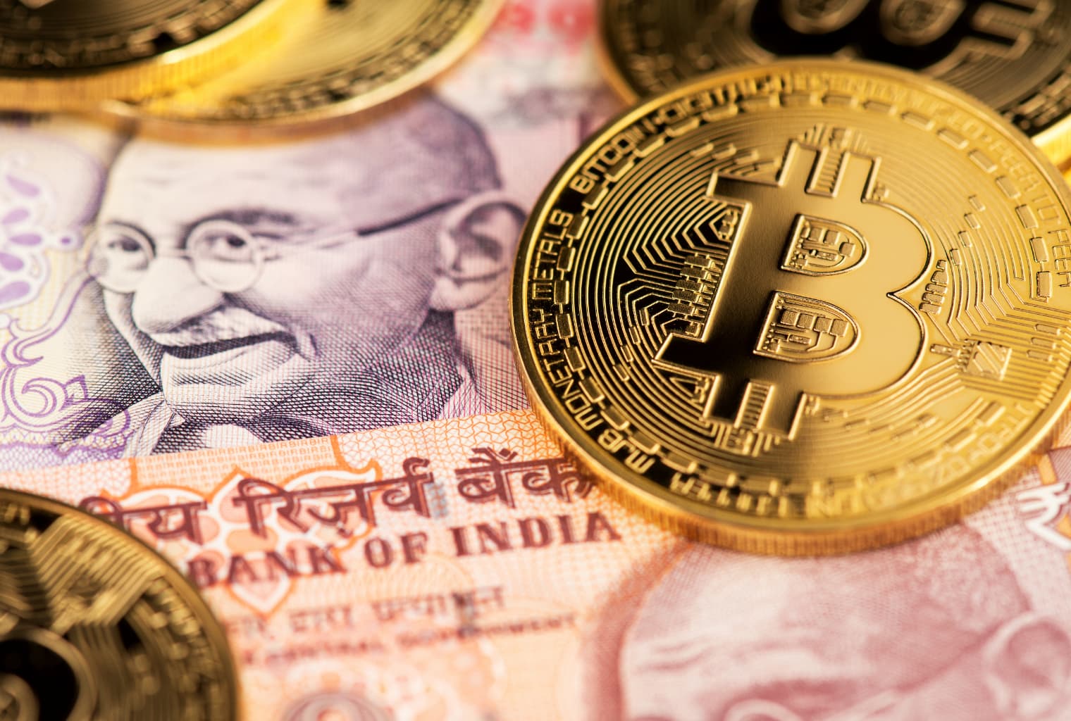 Bitcoin in INR: Binance, Wazirx, Cashaa, Zebpay Announce New Offers for India