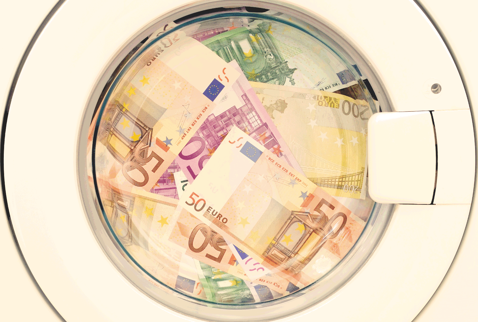 Big Banks Money Laundering: UBS Fined $4.2 Billion, Danske Shuts Down in 4 Countries