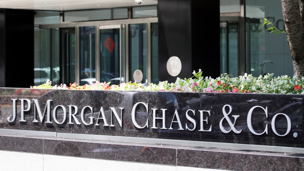 JPMorgan Chase Starts Accepting Bitcoin Businesses for Banking Services