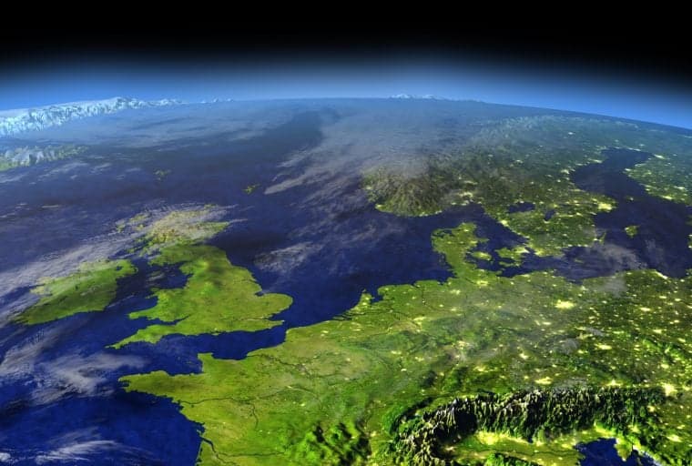 Coinbase Launches Crypto Debit Card in 6 European Countries