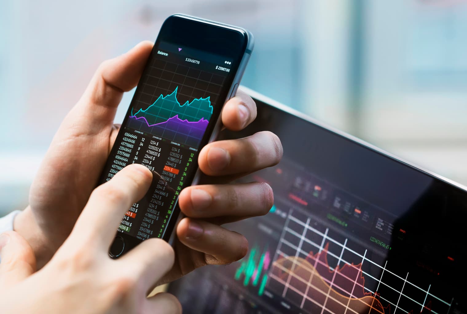 Market Outlook: Crypto Prices Consolidate as Economic Uncertainty Looms