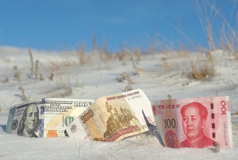 Market Update: Economists Envision Global Recession While Crypto Prices Soldier On