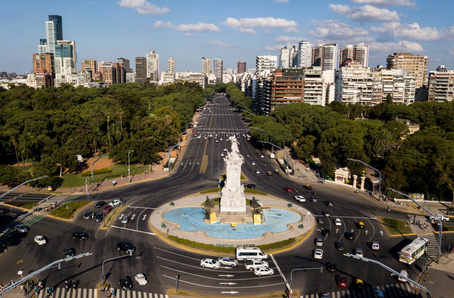 Argentina’s Peso Collapse Shows Governments Shouldn't Control Money