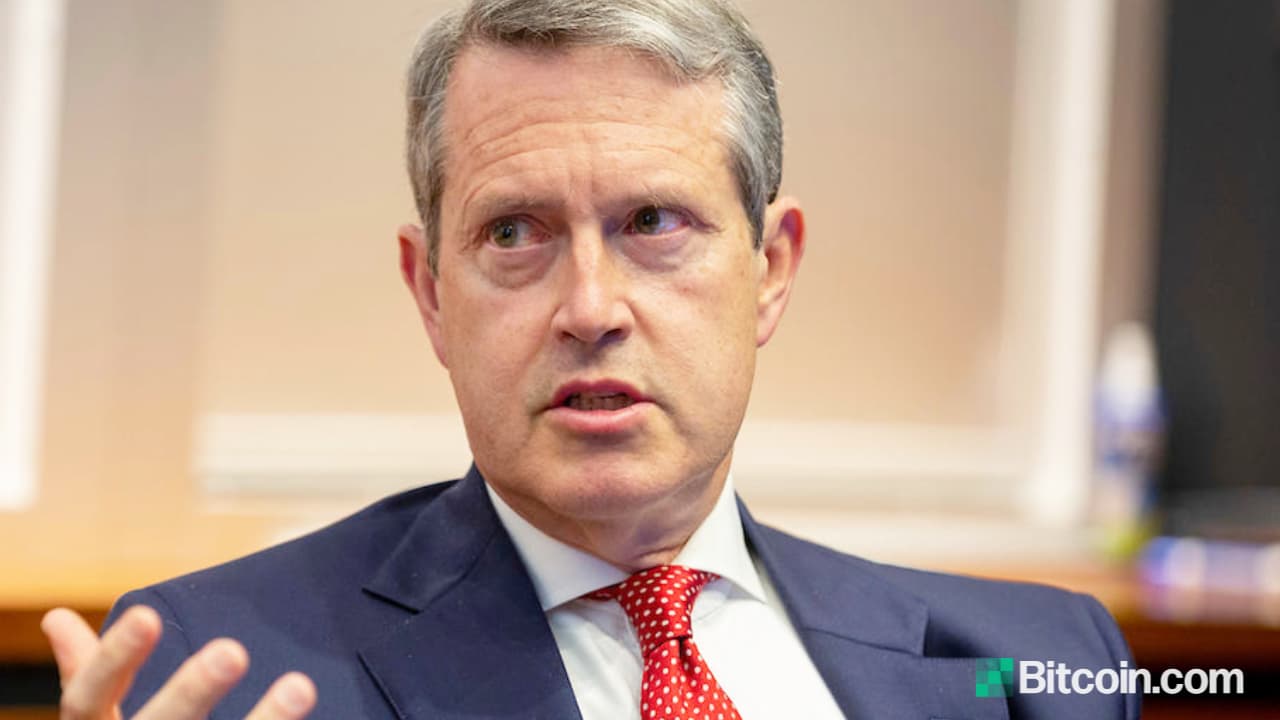 Fed's Vice Chair for Supervision Calls on Bank Regulators to Pay More Attention to Cryptocurrency
